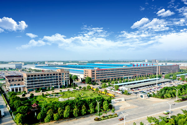 中車城市交通董事長(zhǎng)徐敏生、綠脈汽車執(zhí)行董事何德軍等一